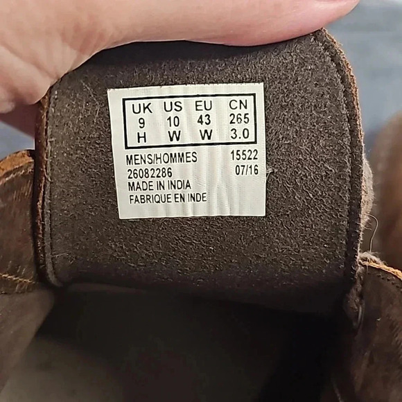 Clarks boot size 10W - Picture 8 of 9